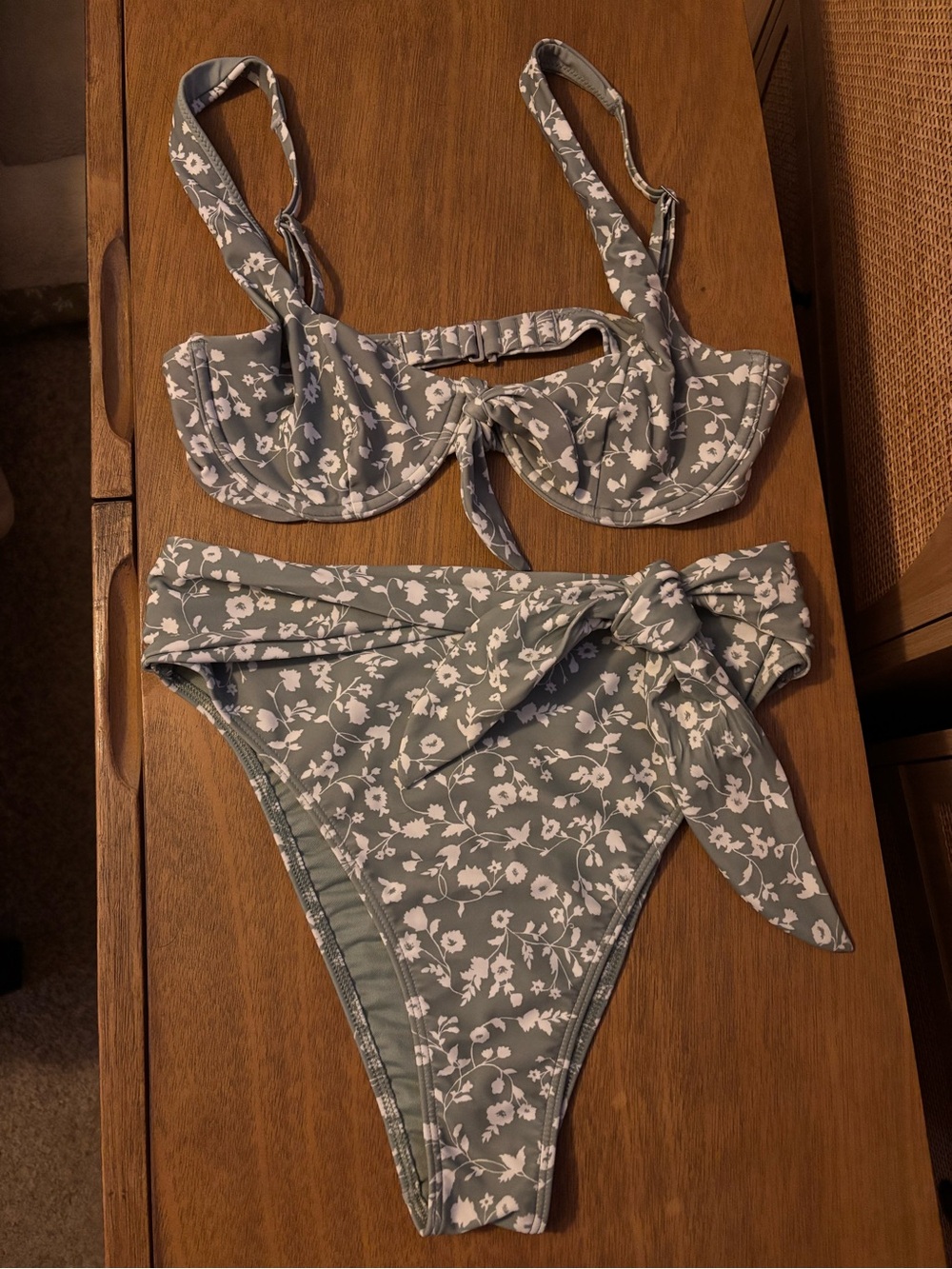 Abercrombie Floral Tie-Waist Bikini- Sage with White Floral Size Small